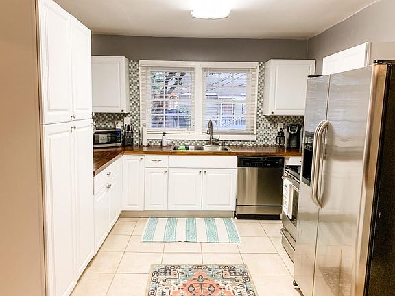 5th image of 141 E 58th St
