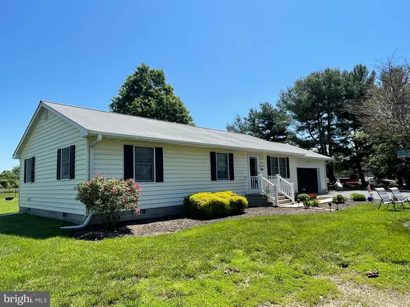 1703 Chester Rd, Chester, MD 21619