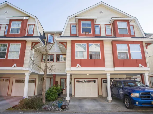 11490 232nd St #10, Maple Ridge, BC V2X 3P1
