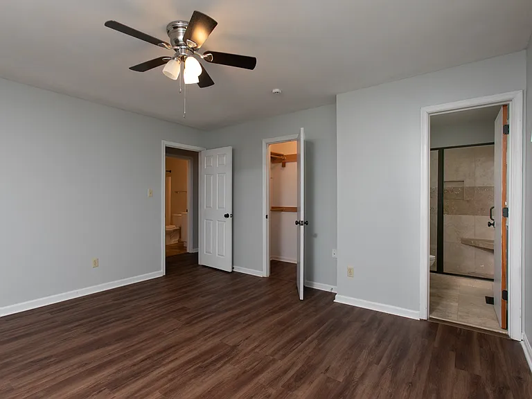 Primary suite