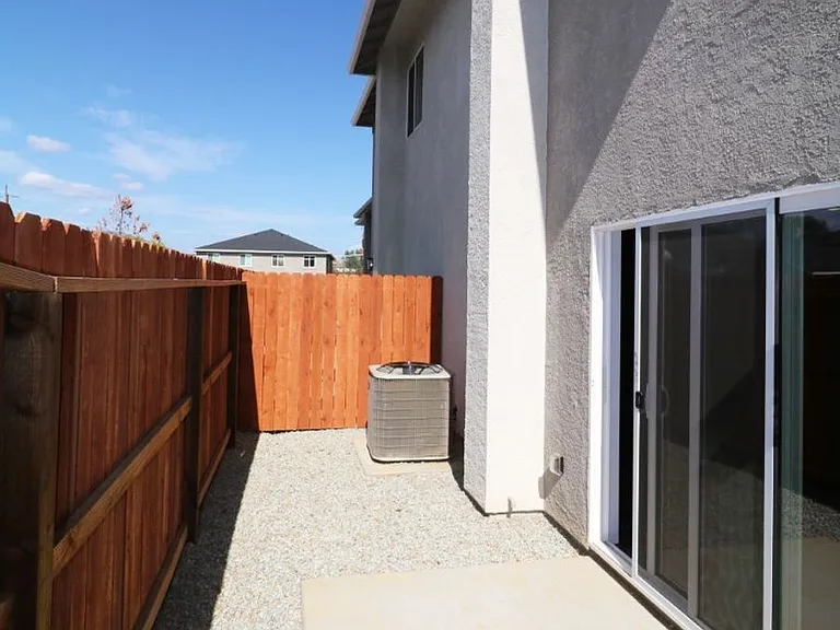 844 Mission De Oro Dr #B — Photo 20