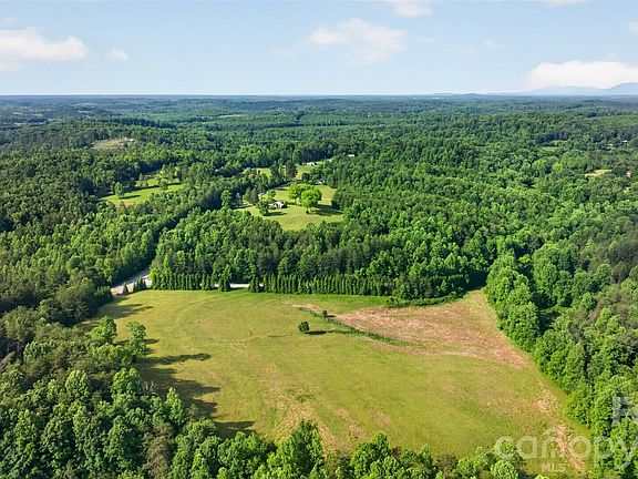4th image of 485 Frog Creek Rd