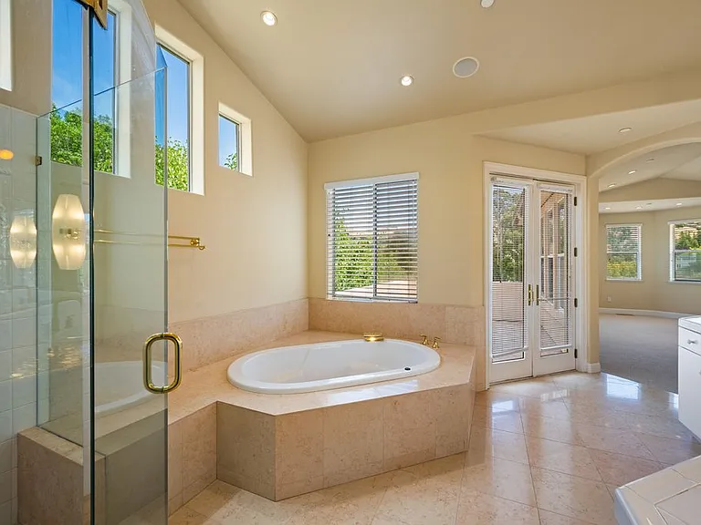 10 Warrens Way — Photo 22