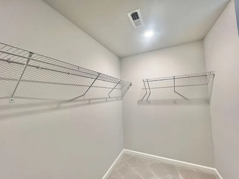 208 Garden Vine Trl — Photo 11