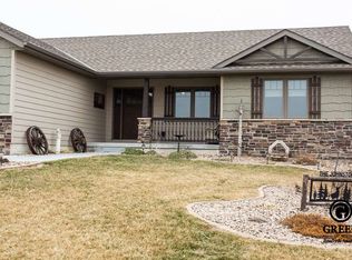 422 W M St, Mc Cool Junction, NE 68401