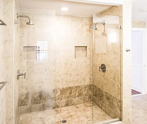 Rented by Century 21 Metropolitan | media 9