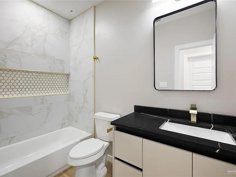105 San Jose #1 — Photo 9