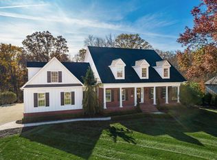 1991 Woodland Hall Dr, Delaware, OH
