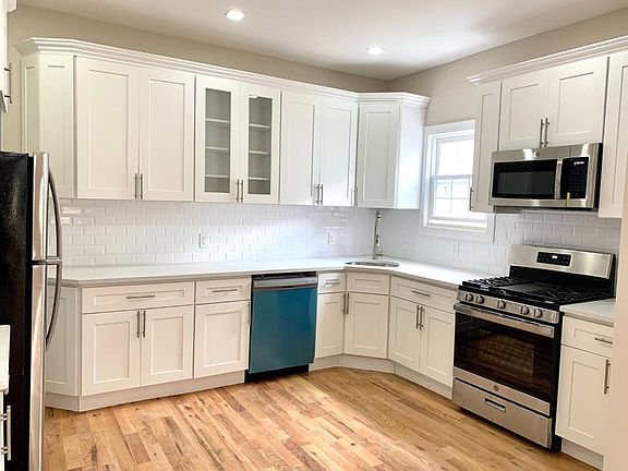 5th image of 1064 E 229th St #A-a-a