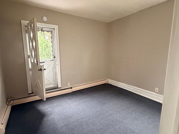4th image of 96 Crescent Ave APT 4