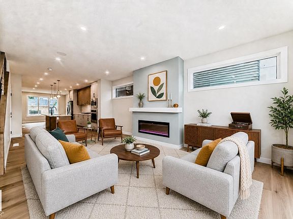 4th image of 9637 85th St NW