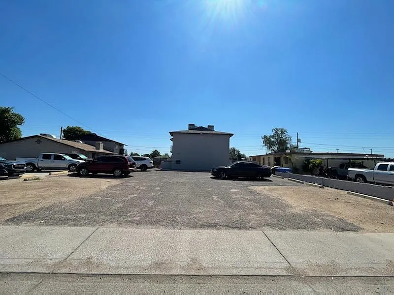 2 bed, 902 sqft, $1,295 — Photo 3