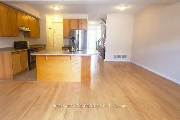 2077 Tovell Dr — Photo 7