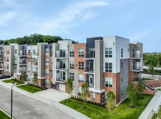 39660 Champion Cir #5204, Novi, MI