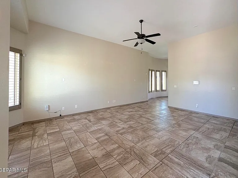 14372 Angel D Garcia Ct — Photo 4