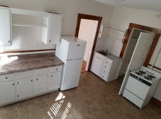 32 Railroad Ave APT 8, Beverly, MA 01915