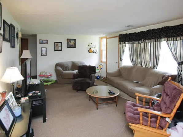 516 Thomas St, Union City, MI 49094