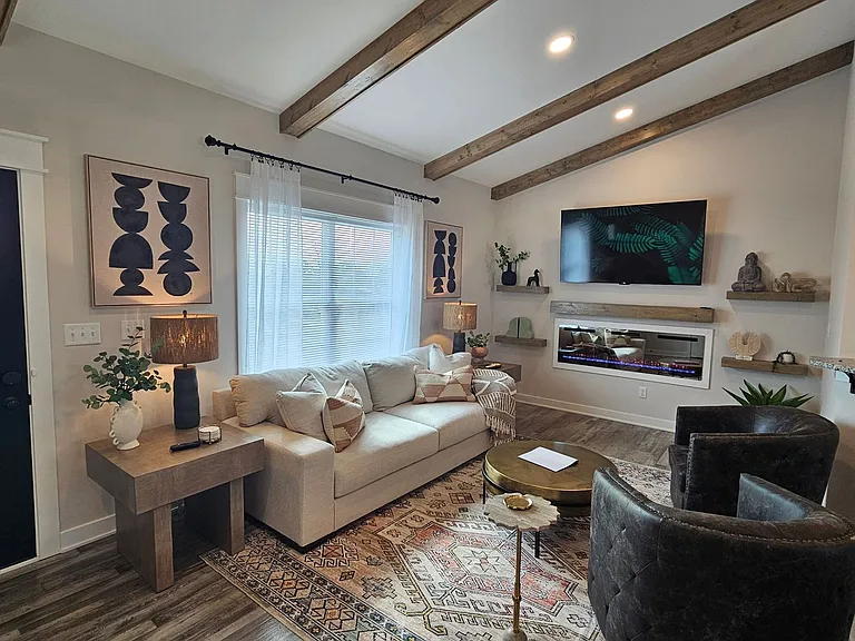 710 Orchard St — Photo 6