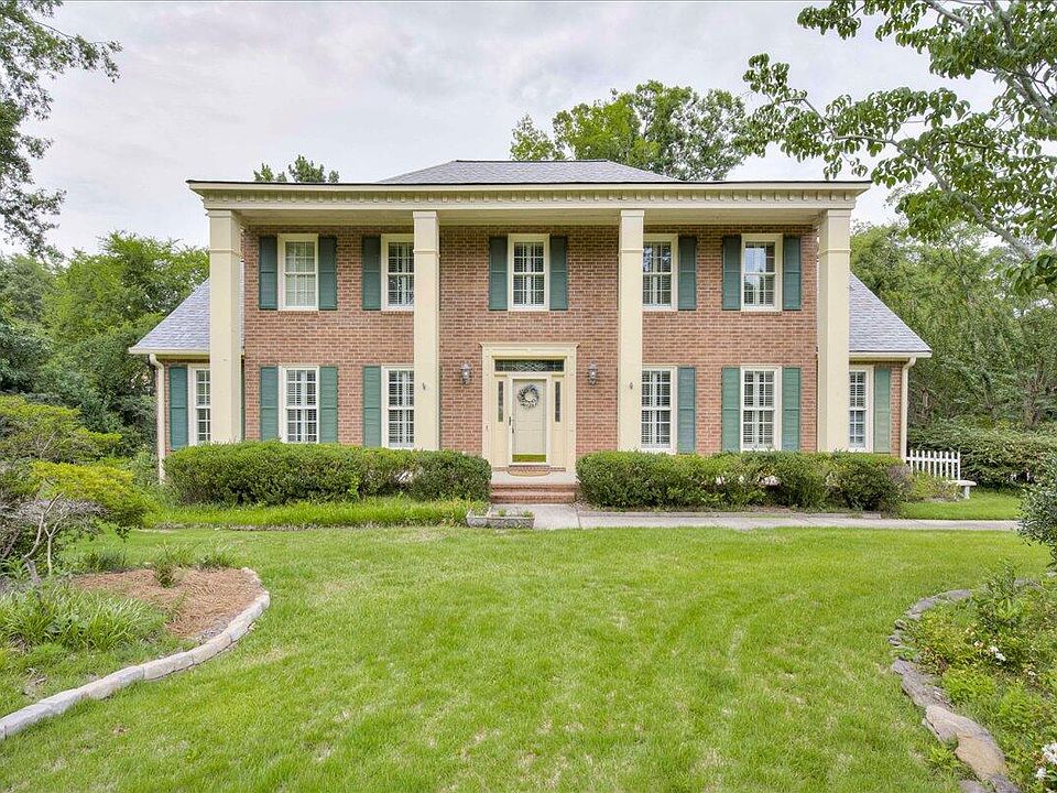 1st image of 2047 Pheasant Creek Dr
