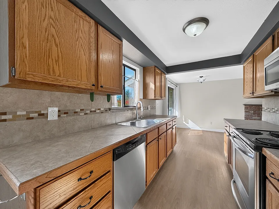 6251 3rd Ave NW #6253