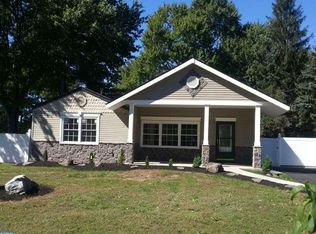 69 Janeway Ave, Moorestown, NJ 08057