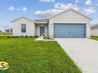8271 N Wakefield Dr, Citrus Springs, FL 34434
