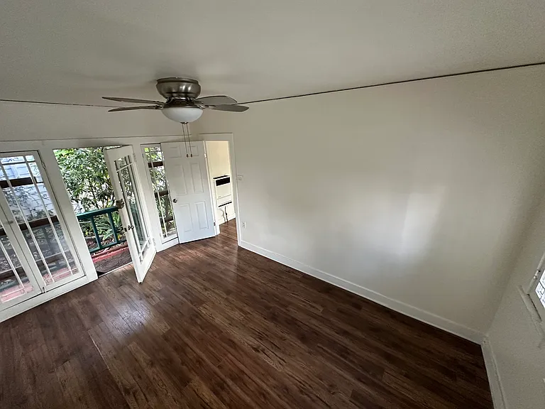 1736-1740 Griffith Park Blvd #1/4 — Photo 5