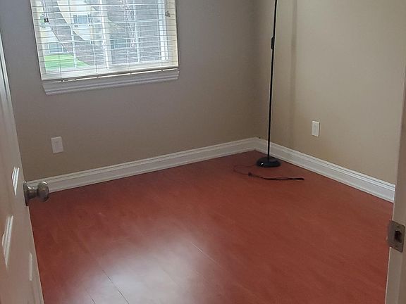 5th image of 45270 Keding St APT 203
