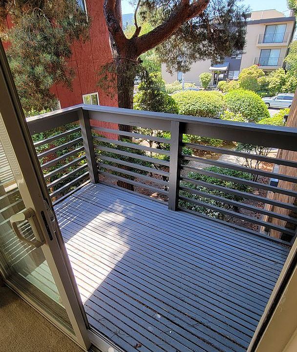 1st image of 5512 15th Ave NE APT 304