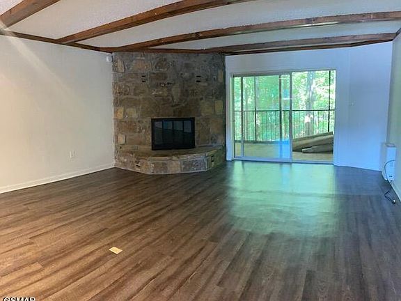 3rd image of 221 Woodland Rd Unit 205