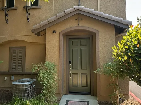 425 S Meadowbrook Dr S #124, San Diego, CA 92114