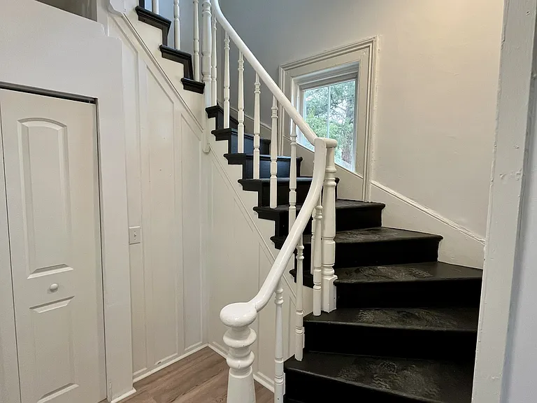 500 Ridge St — Photo 5