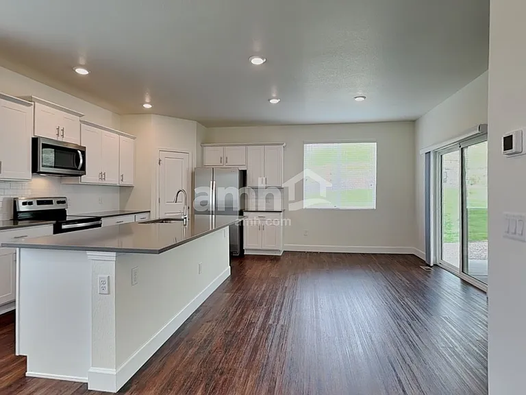 15091 W 82nd Pl — Photo 4