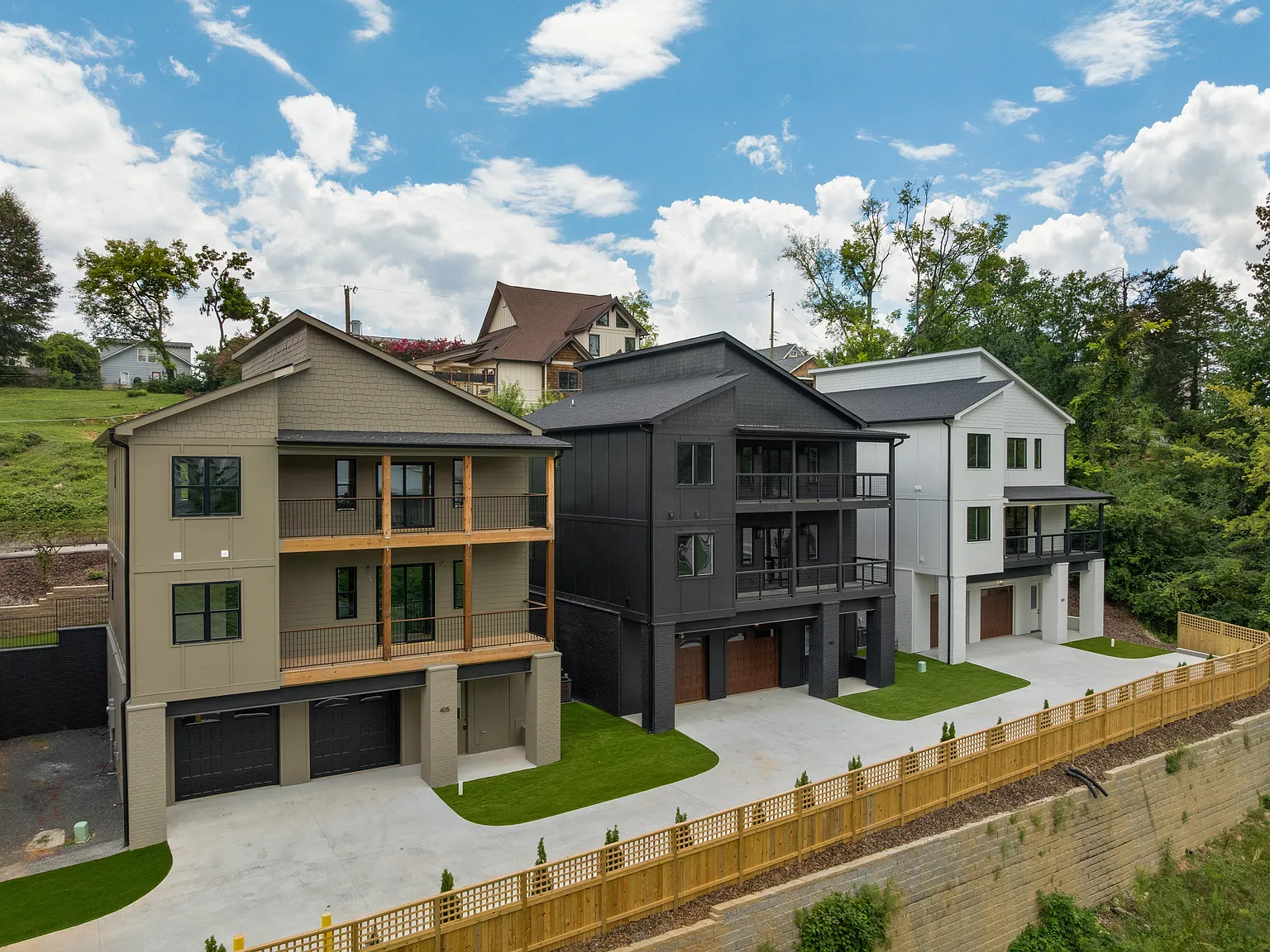 401 Druid Lane - 1 — Photo 3