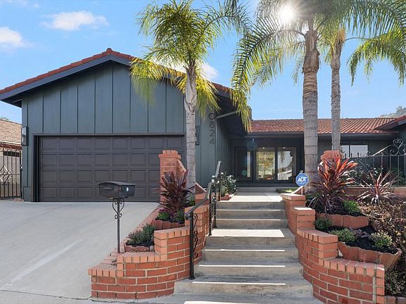3rd image of 10824 Alta View Dr