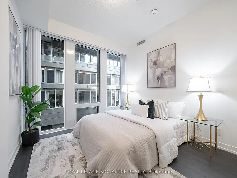 60 Shuter St #203 — Photo 21