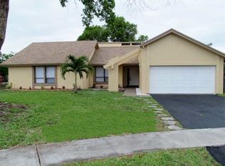 5100 NW 85th Ave, Lauderhill, FL 33351