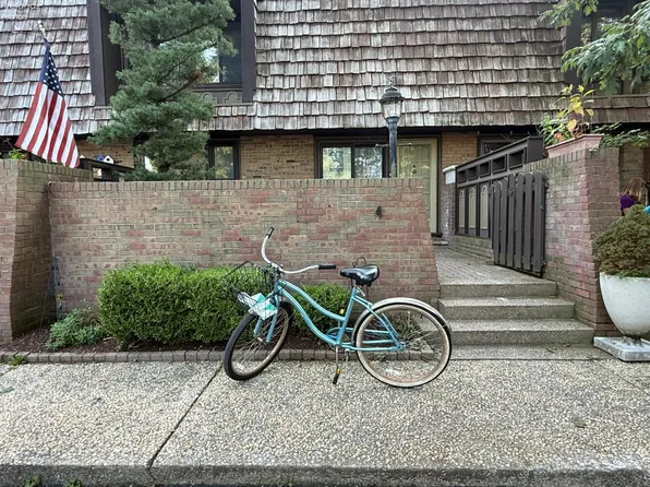 1100 By The Shores Dr #A4, Huron, OH 44839