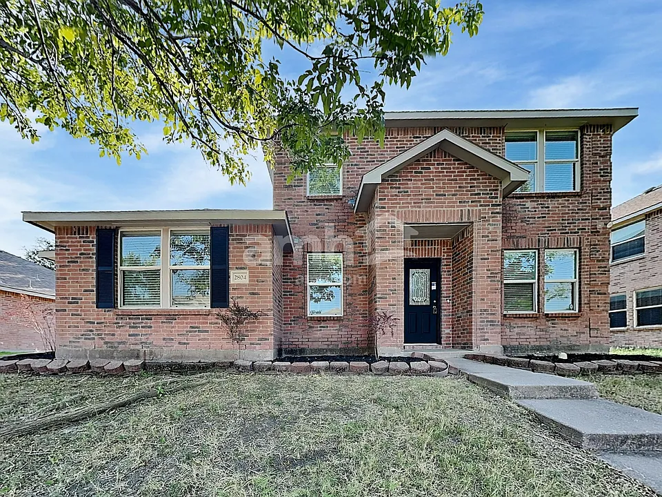2804 Lake Vista Dr