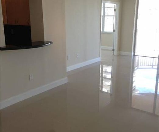 4th image of 18071 Biscayne Blvd APT 1502