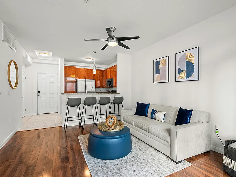 330 J St #404 — Photo 2