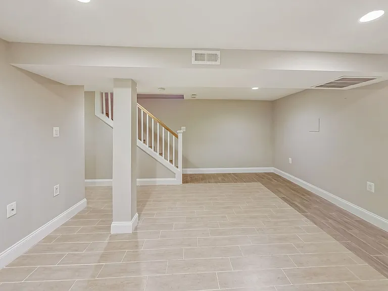 5415 Illinois Ave NW — Photo 24