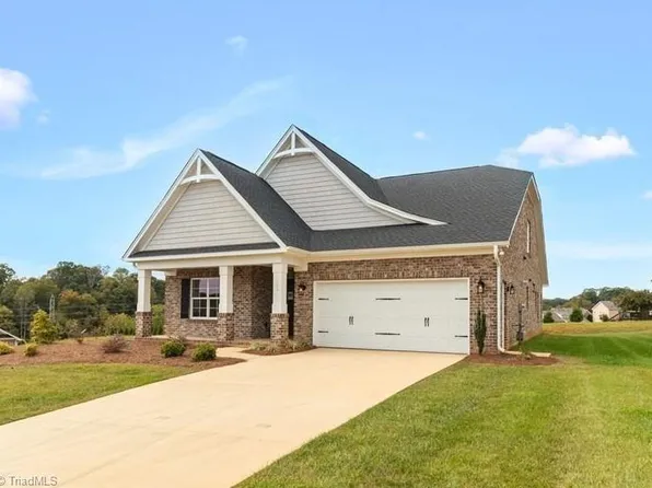 103 Jasper Ct, King, NC 27021