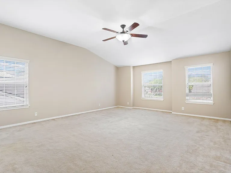 4914 Roan Brk — Photo 16
