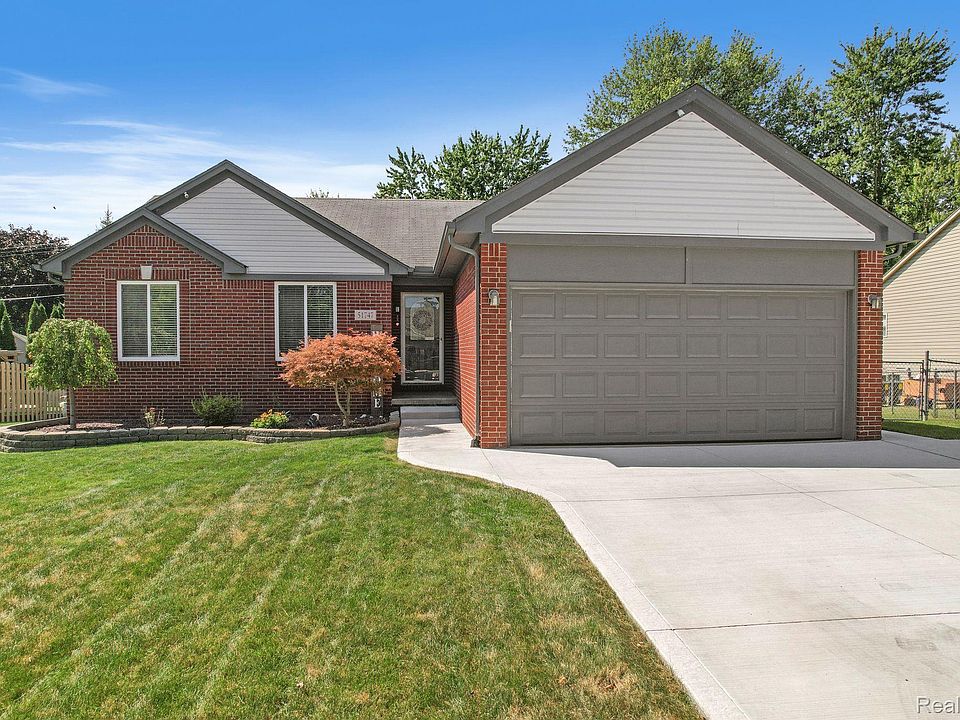 1st image of 51747 Kings Pointe Dr