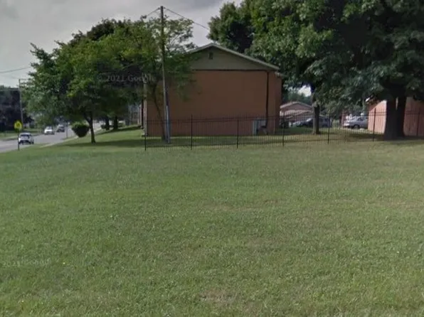 Harmont Ave NE, Canton, OH 44705
