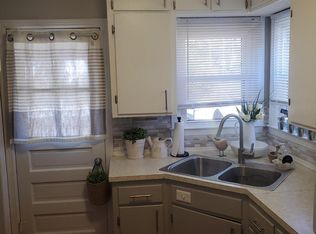 4148 N Holmes St, Kansas City, MO 64116