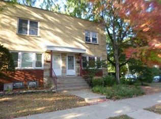 640 Washington Blvd #A, Oak Park, IL 60302