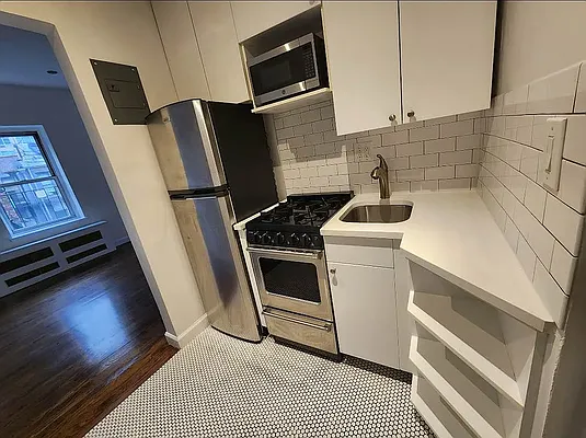 Rented by Mirador Real Estate | media 1