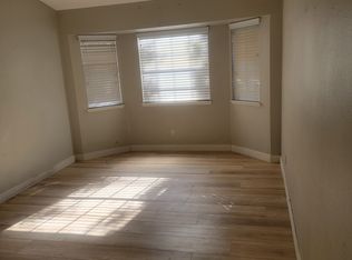 7229 Chesterton Dr, Las Vegas, NV 89128